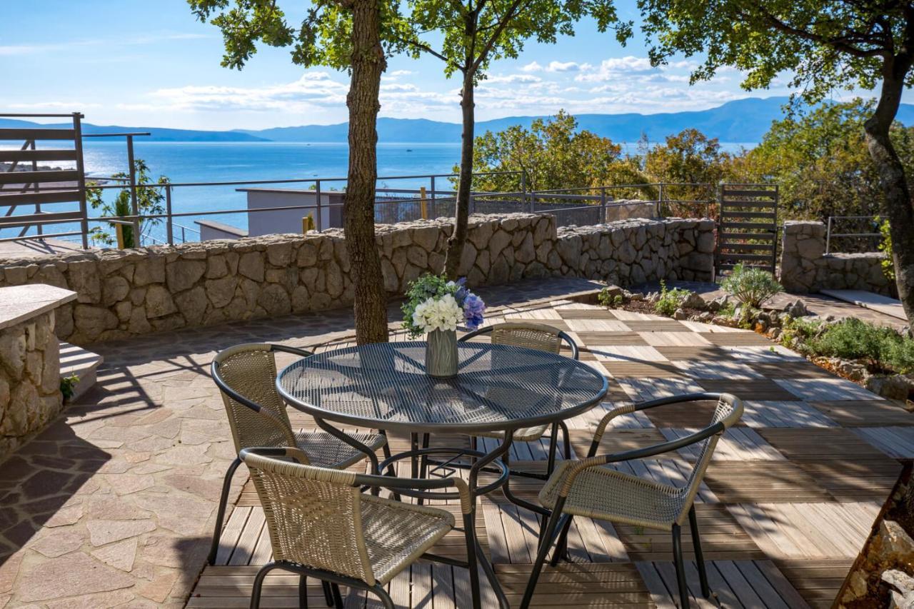 Luxury Villa Ostro With Pool & Krk Bridge View クラリェヴィツァ エクステリア 写真