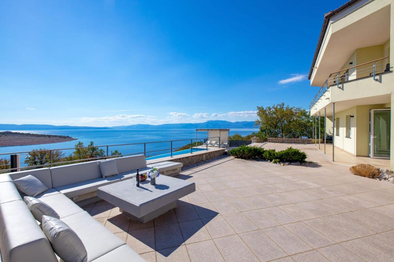 Luxury Villa Ostro With Pool & Krk Bridge View クラリェヴィツァ エクステリア 写真