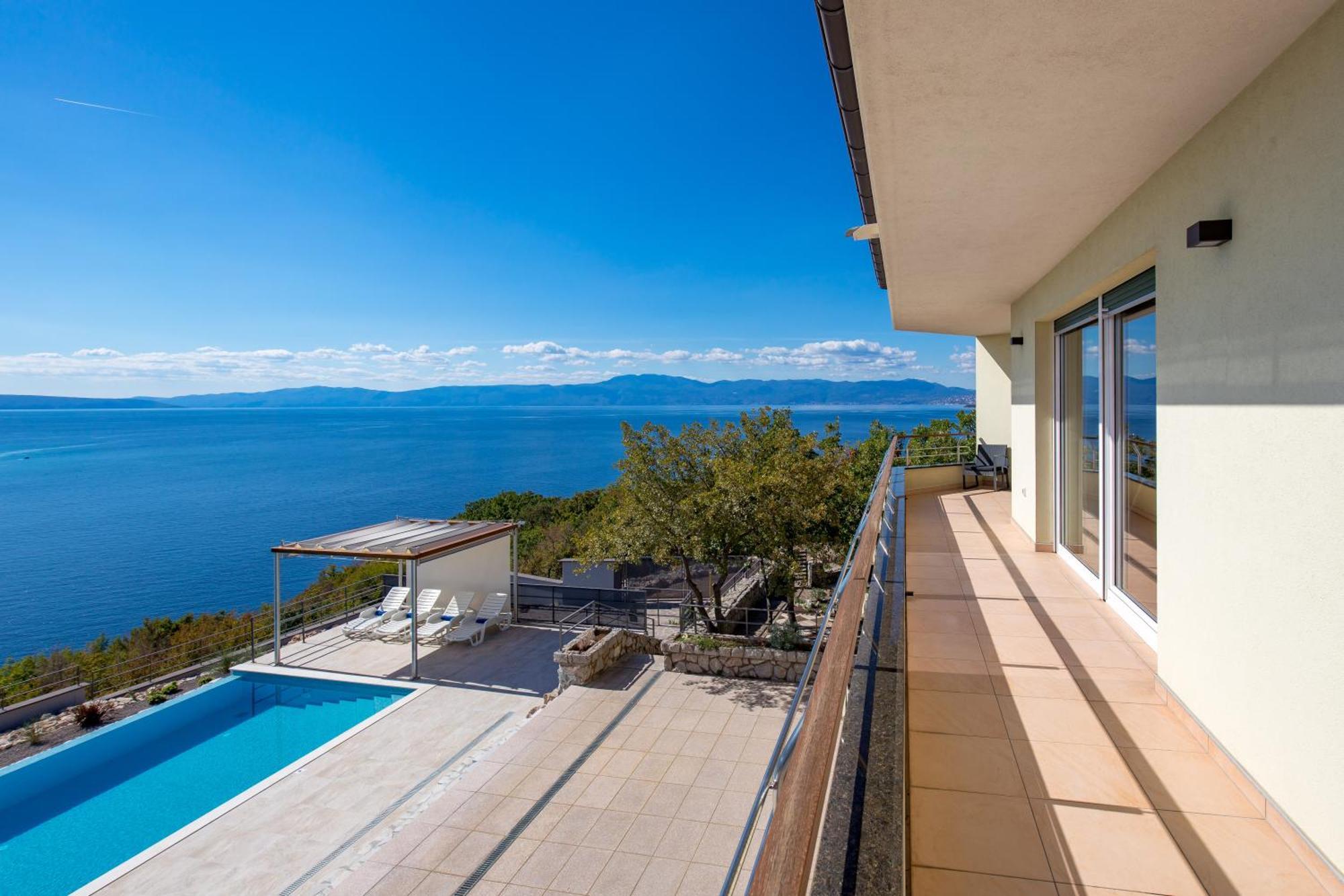 Luxury Villa Ostro With Pool & Krk Bridge View クラリェヴィツァ エクステリア 写真